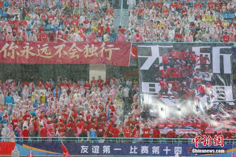 九游娱乐首页-包含苏宁对阵建业：主场作战气势如虹，士气高昂的词条