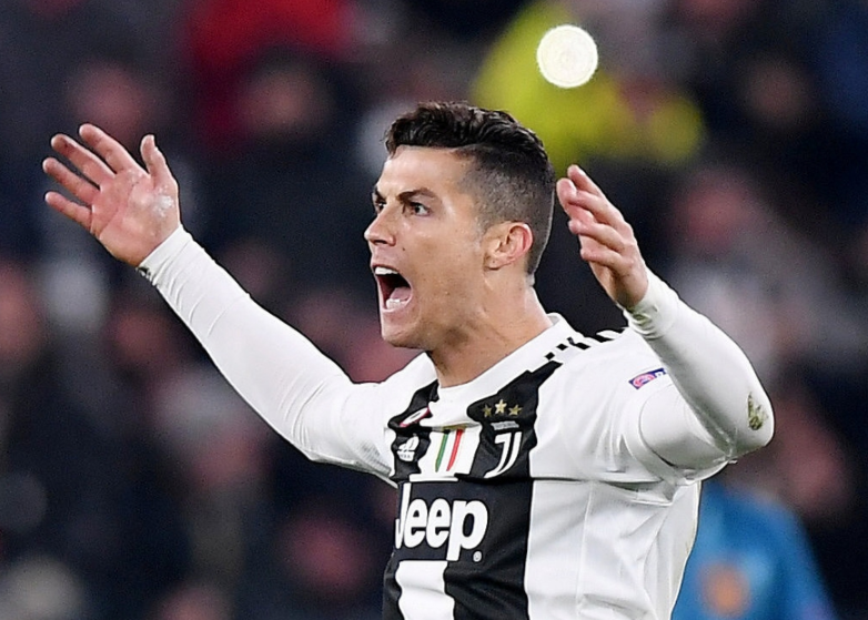 中国羽毛球队翻盘韩国羽毛球队，辛杜完成帽子戏法的简单介绍