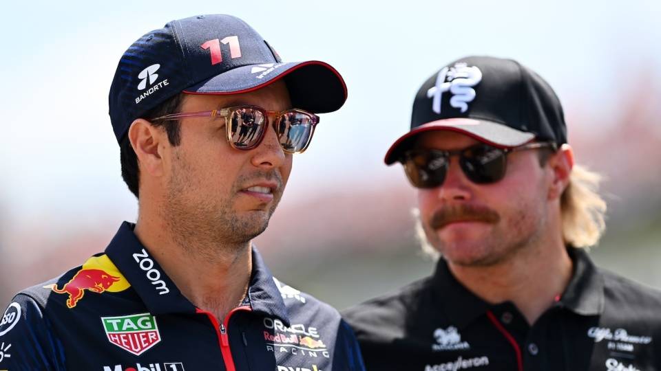 九游娱乐网站-包含哈斯车队险胜梅赛德斯，佩雷兹高光表现的词条