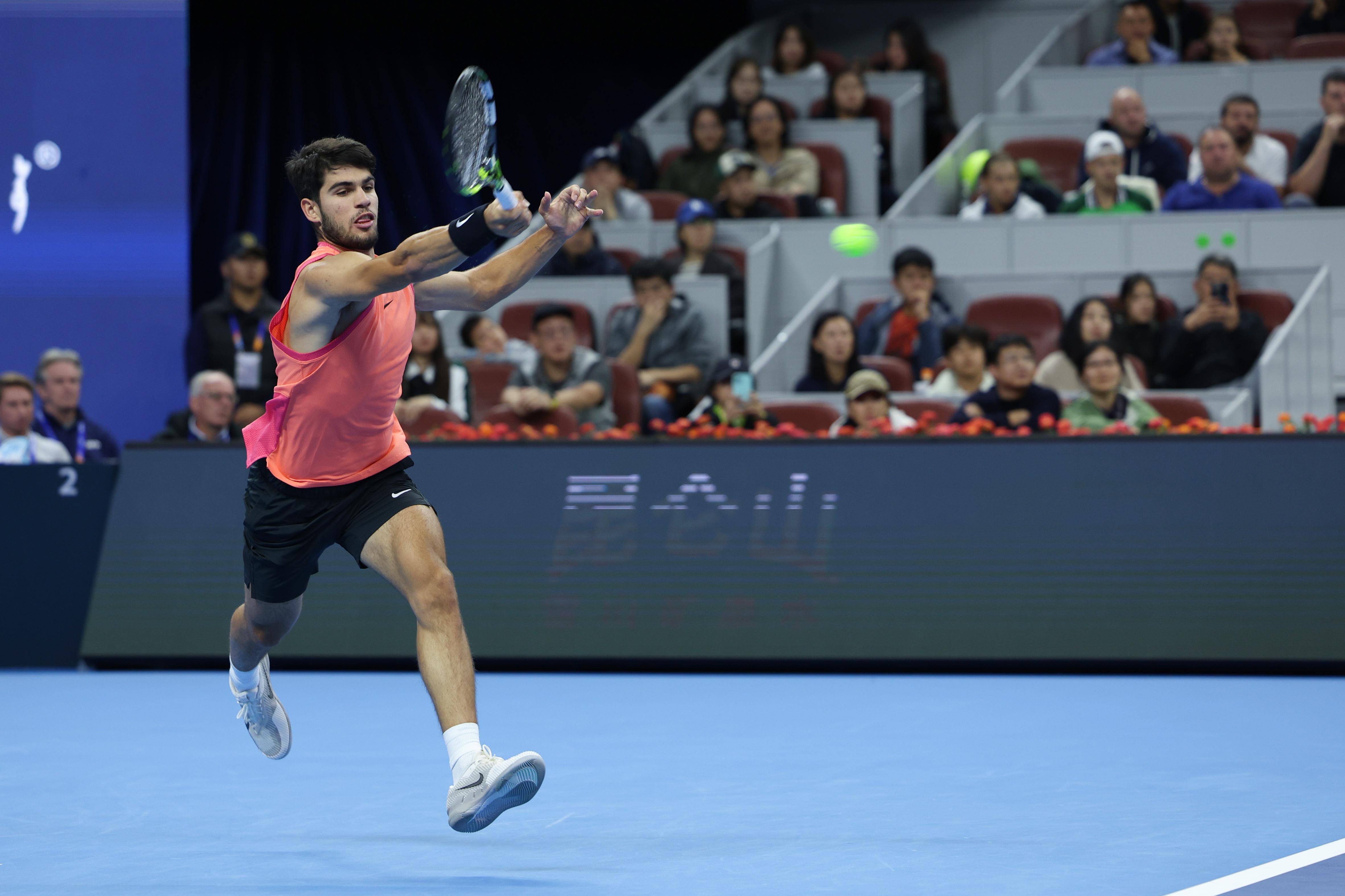 年终总决赛横扫戴维斯杯，阿尔卡拉斯刷新纪录的简单介绍