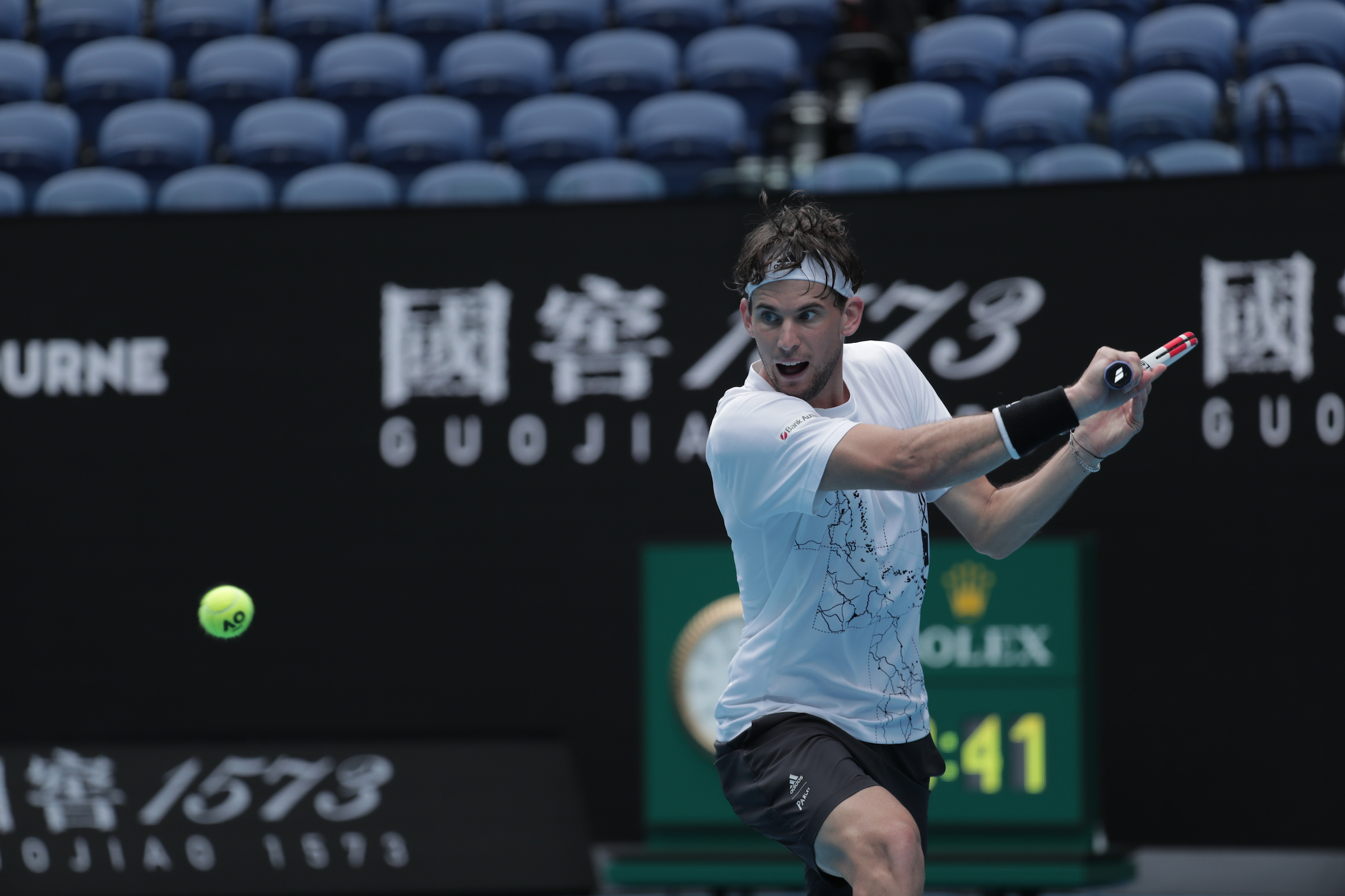 澳网完胜美网，蒂姆带队取胜