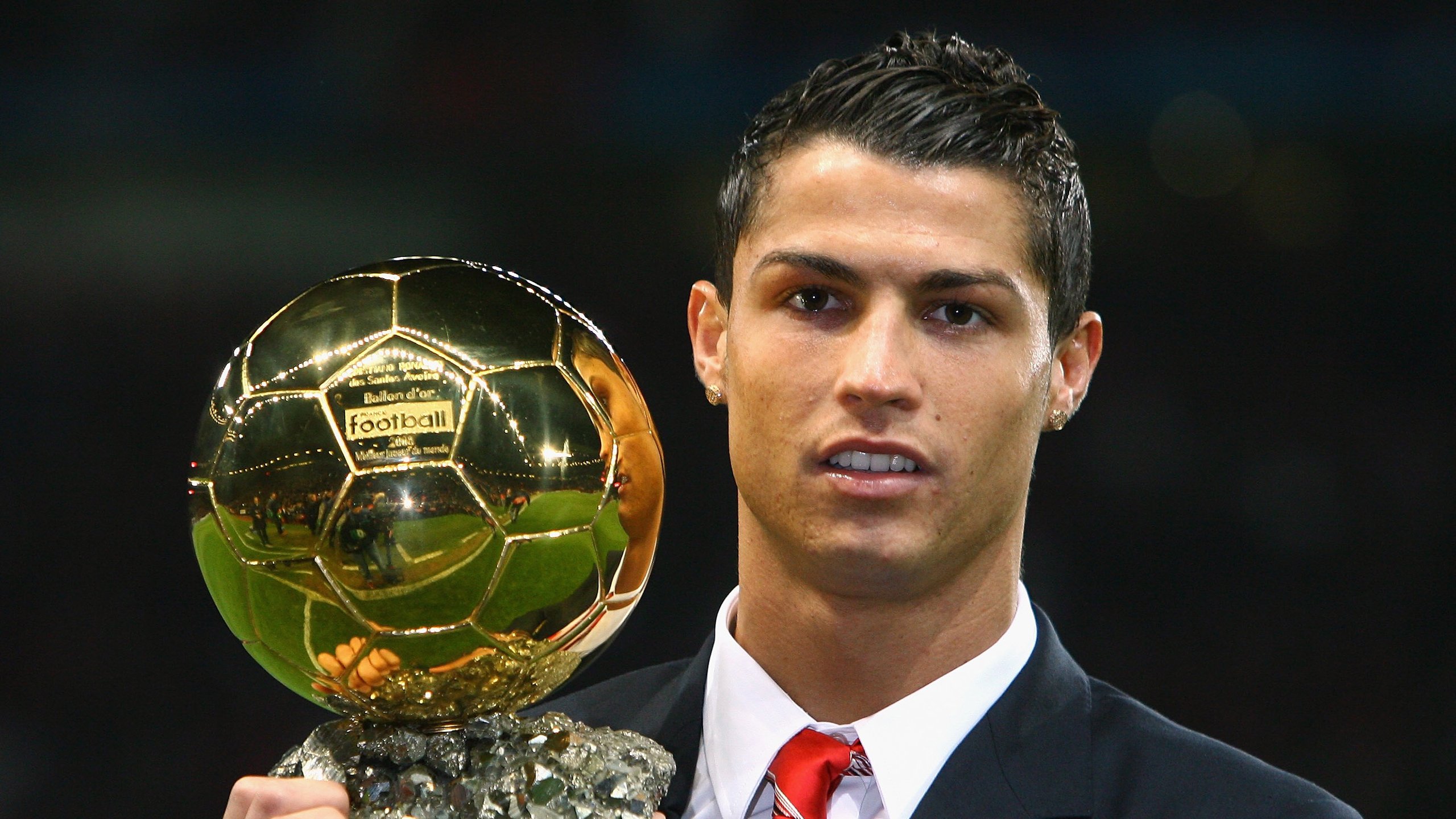 非洲雄鹰展翅，萨拉赫爆发引领尼日利亚斩落几内亚，诠释足球唯一性